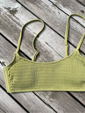 Xhilaration olive green ruched bikini top